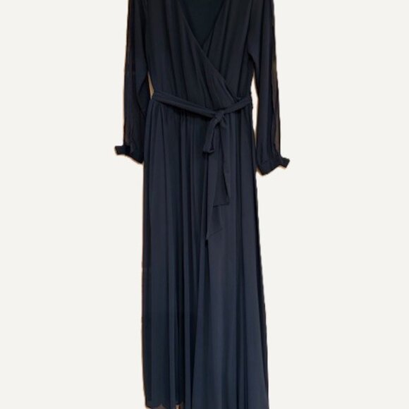 Joyfolie V-neck Maxi Dress in Navy - Picture 5 of 5